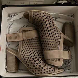 Chocolat Blu Cameron Grey leather shoes size 37M